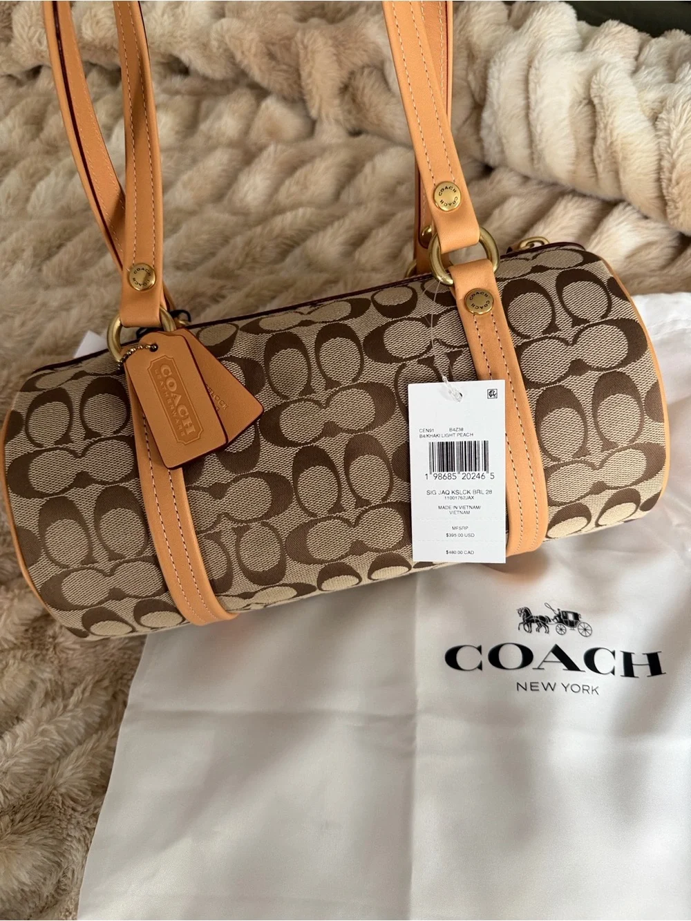 Coach Kisslock Barrel Bag 28 In Signature Jacquard